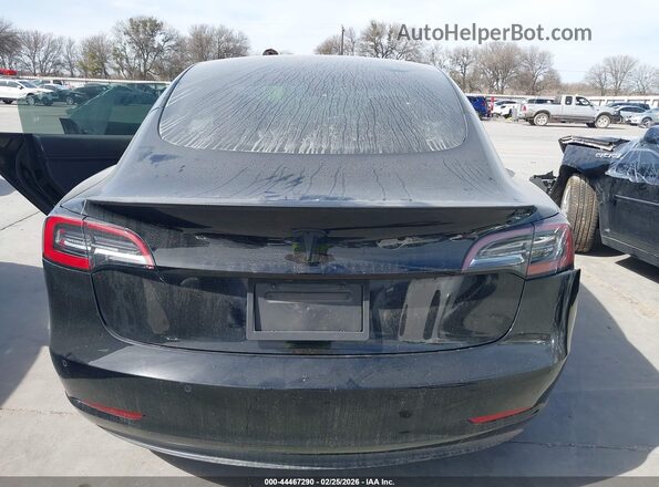 5YJ3E1EC8NF275566 2022 TESLA MODEL 3 Черный 