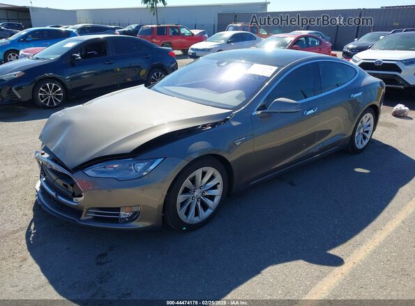 5YJSA1E2XGF133530 2016 TESLA MODEL S Серый Передняя левая четверть