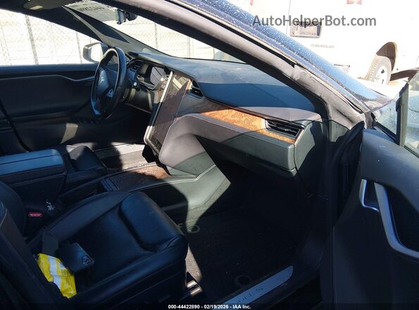 5YJSA1E2XMF426534 2021 TESLA MODEL S Черный Вид салона спереди