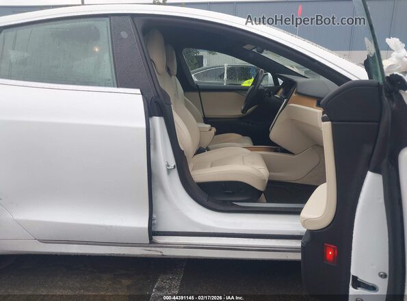 5YJSA1E44KF349416 2019 TESLA MODEL S White Widok wnętrza z przodu