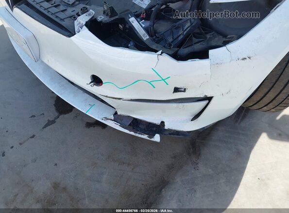 5YJSA1E67RF532918 2024 TESLA MODEL S White Вид спереду