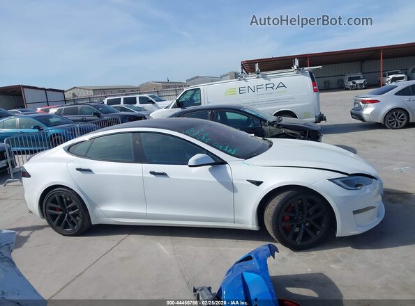 5YJSA1E67RF532918 2024 TESLA MODEL S White Вид задньої частини салону