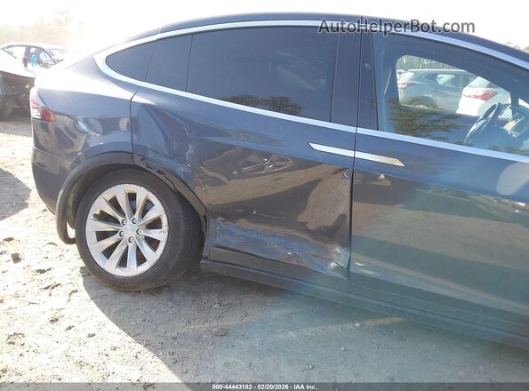 5YJXCAE23KF181900 2019 TESLA MODEL X Серый Вид спереди