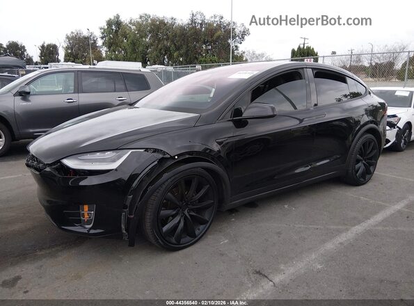 5YJXCBE20LF238030 2020 TESLA MODEL X Черный Передняя левая четверть