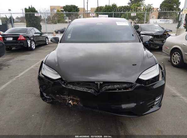 5YJXCBE20LF238030 2020 TESLA MODEL X Черный Вид щитка приборов