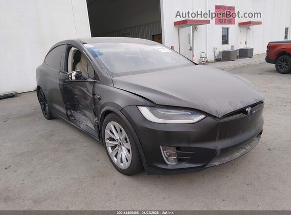 5YJXCBE26KF162425 2019 TESLA MODEL X Черный Передняя правая четверть