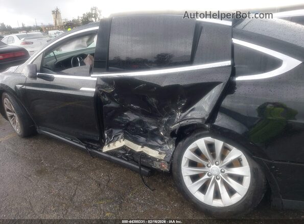 5YJXCBE28GF017426 2016 TESLA MODEL X Черный Вид спереди