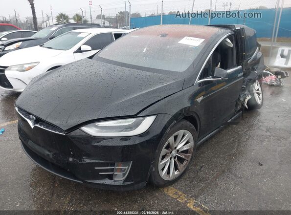 5YJXCBE28GF017426 2016 TESLA MODEL X Черный Передняя левая четверть
