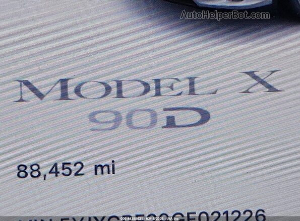 5YJXCBE29GF021226 2016 TESLA MODEL X White 