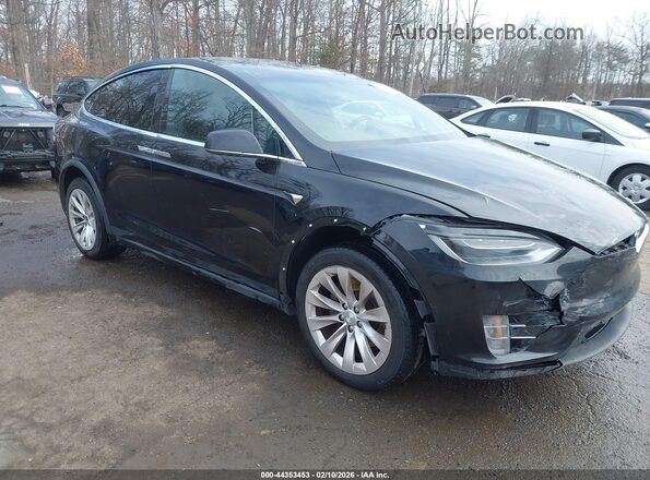 5YJXCDE20JF113635 2018 TESLA MODEL X Black Przód prawy