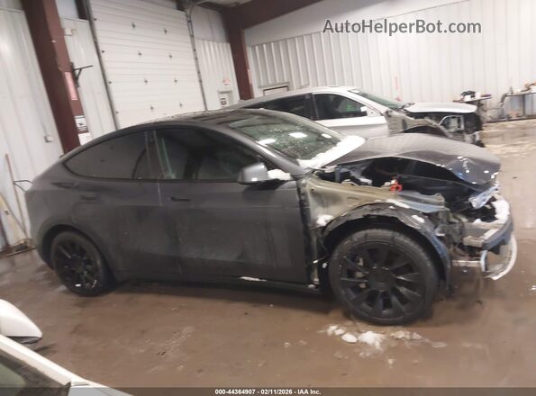 5YJYGDEE0LF014304 2020 TESLA MODEL Y Серый Вид задней части салона