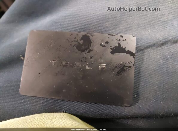 5YJYGDEE0LF014304 2020 TESLA MODEL Y Серый Вид панели приборов