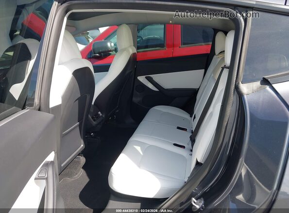 5YJYGDEE0MF258326 2021 TESLA MODEL Y Gray Вид наклейки з VIN-кодом