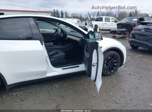 5YJYGDEE2LF041729 2020 TESLA MODEL Y White Սալոնի դիմացի տեսք