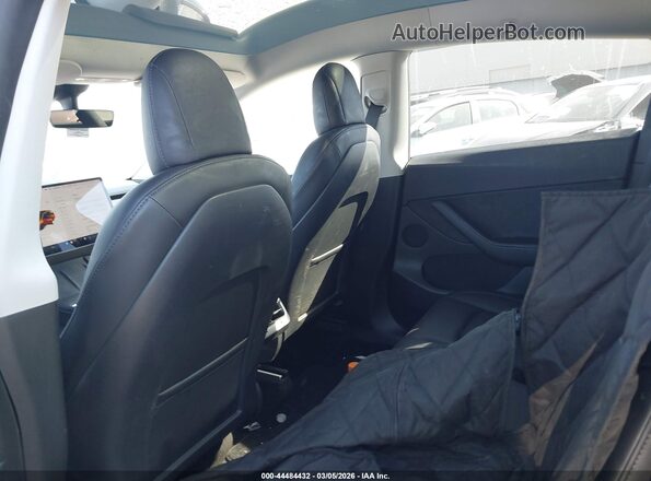 5YJYGDEE2MF216935 2021 TESLA MODEL Y Черный 