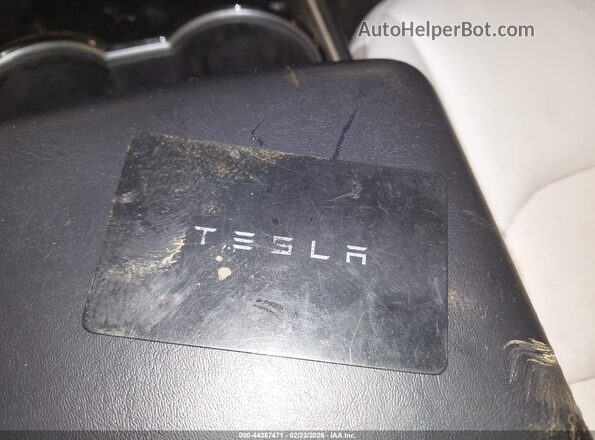 5YJYGDEE4LF049721 2020 TESLA MODEL Y Белый Вид подкапотного пространства