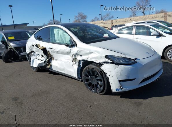 5YJYGDEE6MF090644 2021 TESLA MODEL Y White Вид задньої частини салону