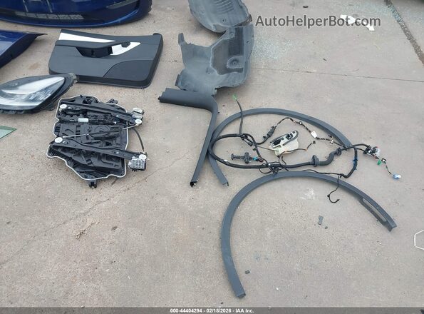 5YJYGDEE8LF021033 2020 TESLA MODEL Y Синий 