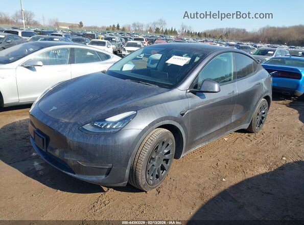 5YJYGDEE8MF209021 2021 TESLA MODEL Y Gray Front left