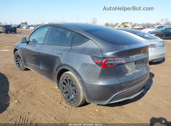 5YJYGDEE8MF209021 2021 TESLA MODEL Y Gray Rear left