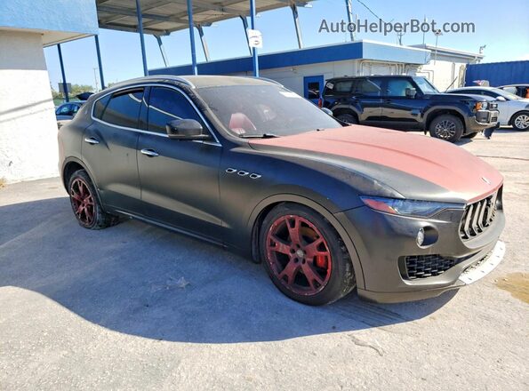ZN661XUL9HX225829 2017 MASERATI LEVANTE Черный Вид спереди