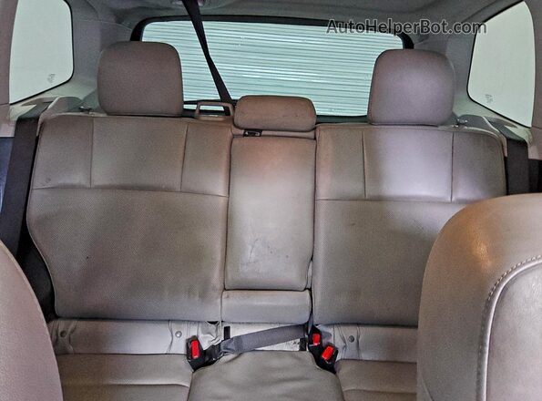 JF2SJAXC0GH468013 2016 SUBARU FORESTER 2.5I TO Серебряный Вид задней части салона