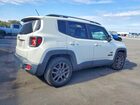2016 Jeep Renegade Latitude Белый vin: ZACCJABT2GPD02952