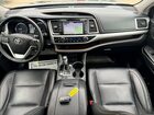 2019 Toyota Highlander Se Черный vin: 5TDJZRFH8KS950263