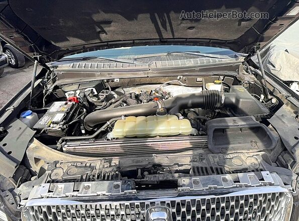 5LMJJ3KT0NEL05009 2022 LINCOLN NAVIGATOR Черный Вид панели приборов