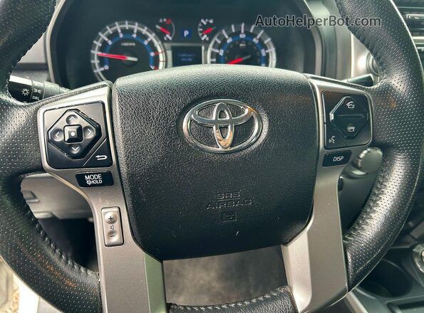 JTEBU5JR1J5557314 2018 TOYOTA 4RUNNER Белый Вид наклейки с VIN-кодом