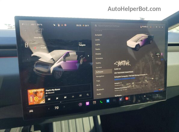 7G2CEGEC3SA076420 2025 TESLA CYBERTRUCK Silver Vista de los asientos traseros