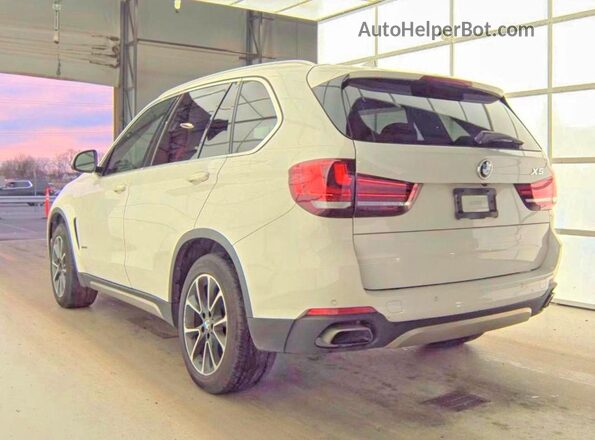 5UXKR0C52J0Y02782 2018 BMW X5 Белый Передняя правая четверть