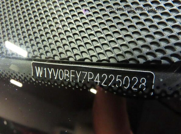 W1YV0BEY7P4225028 2023 MERCEDES-BENZ METRIS Белый Вид задней части салона
