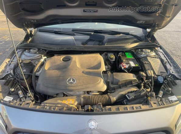 WDCTG4GB7HJ296321 2017 MERCEDES-BENZ GLA Серый Вид панели приборов