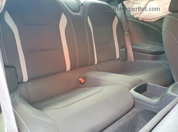 1G1FB1RS5P0141681 2023 CHEVROLET CAMARO Серебряный Вид задней части салона