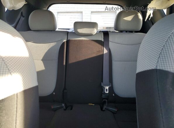 KNDJN2A26J7570529 2018 KIA SOUL Черный Вид задней части салона