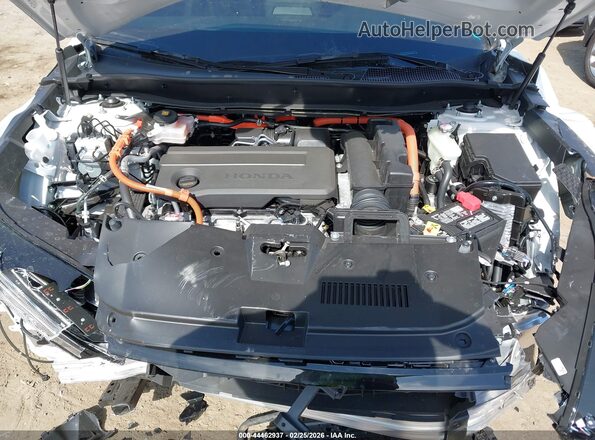 7FARS5H89TE017026 2026 HONDA CR-V HYBRID White Widok z tyłu