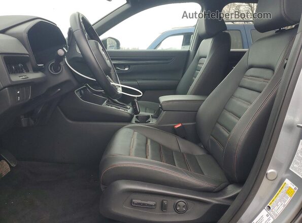 7FARS6H86SE067256 2025 HONDA CR-V Silver Front interior view