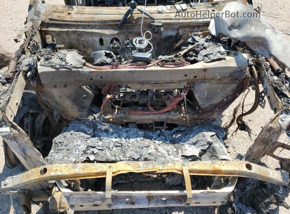 7FCTGAAA1NN014631 2022 RIVIAN R1T Пожар Вид задней части салона