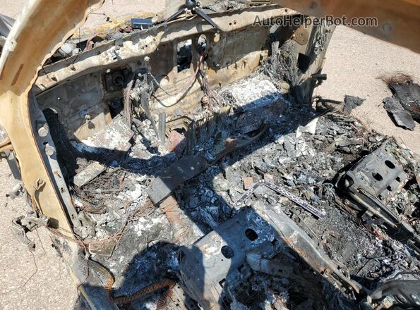 7FCTGAAA1NN014631 2022 RIVIAN R1T Пожар Вид панели приборов
