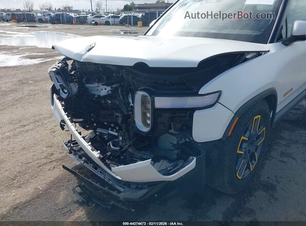 7FCTGAAL7NN000752 2022 RIVIAN R1T White Front view