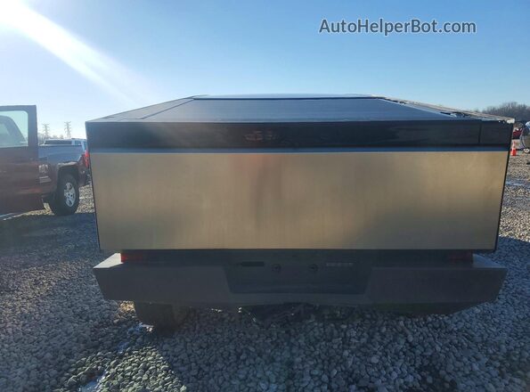 7G2CEHED0SA072307 2025 TESLA CYBERTRUCK Silver Rear view
