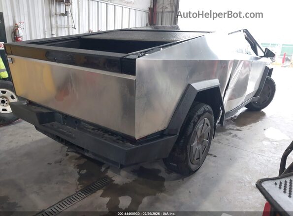 7G2CEHED1SA081551 2025 TESLA CYBERTRUCK Серебряный Задняя правая четверть