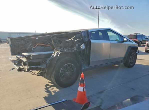 7G2CEHED2SA074365 2025 TESLA CYBERTRUCK Silver Rear right