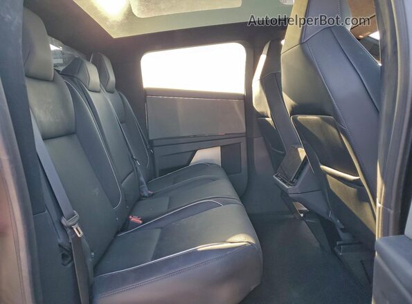 7G2CEHED2SA074365 2025 TESLA CYBERTRUCK Silver Rear seats view