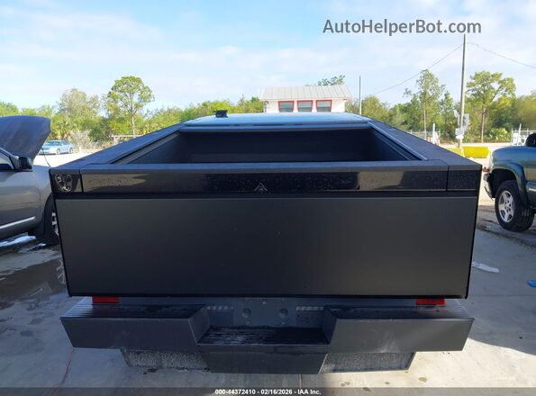 7G2CEHED4RA008099 2024 TESLA CYBERTRUCK Черный 