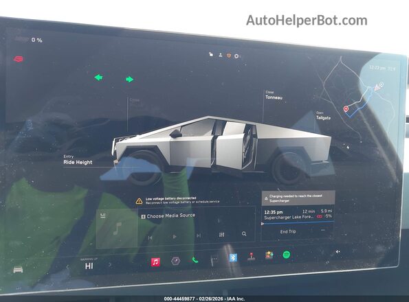 7G2CEHED9SA060947 2025 TESLA CYBERTRUCK Серебряный 