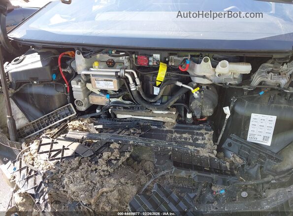 7G2CEHED9SA060947 2025 TESLA CYBERTRUCK Серебряный Вид сзади