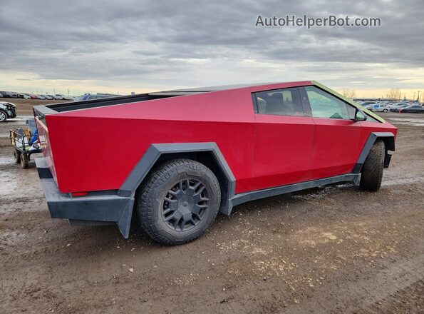7G2CEHEDXRA046050 2024 TESLA CYBERTRUCK Красный Задняя правая четверть