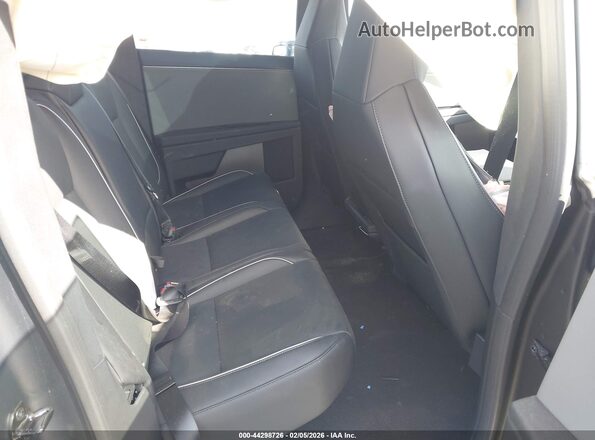 7G2CEHEE9SA062786 2025 TESLA CYBERTRUCK Серебряный Вид наклейки с VIN-кодом